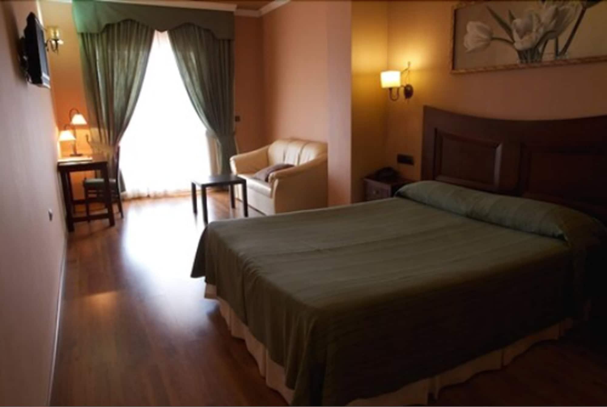Dolmenes Hotel Antequera