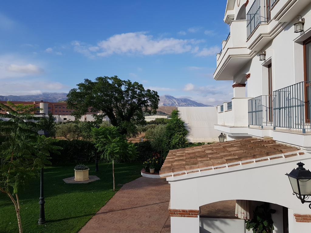 Hotel Dolmenes 3*