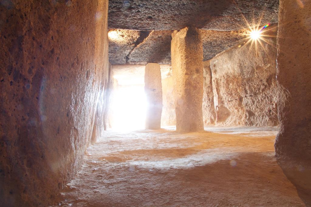 Dolmenes Hotel 3*